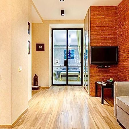 Very Center Of The Old City-Stylish Apartment Тбілісі Екстер'єр фото
